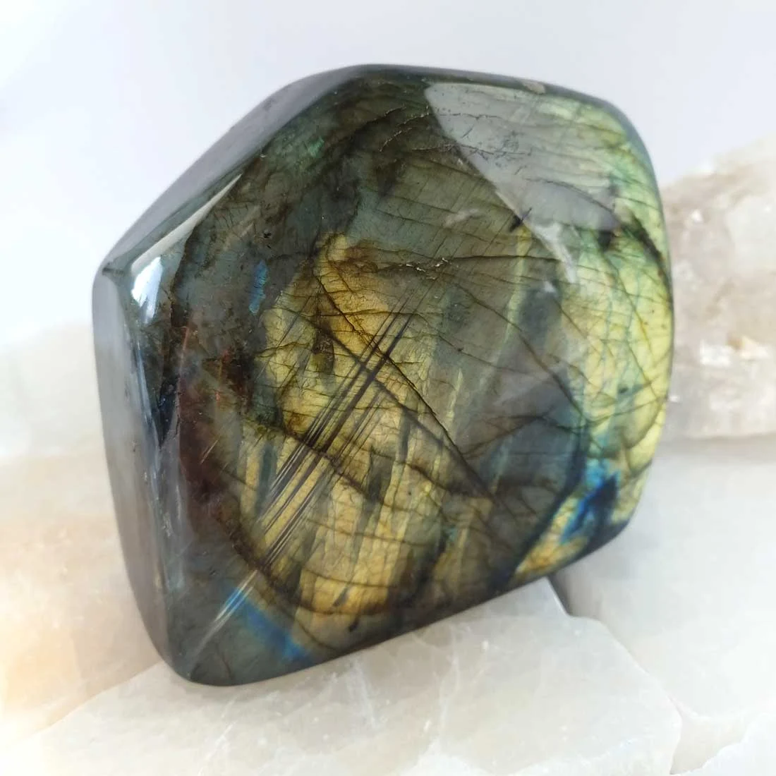 Labradorite Polished 1.322gr
