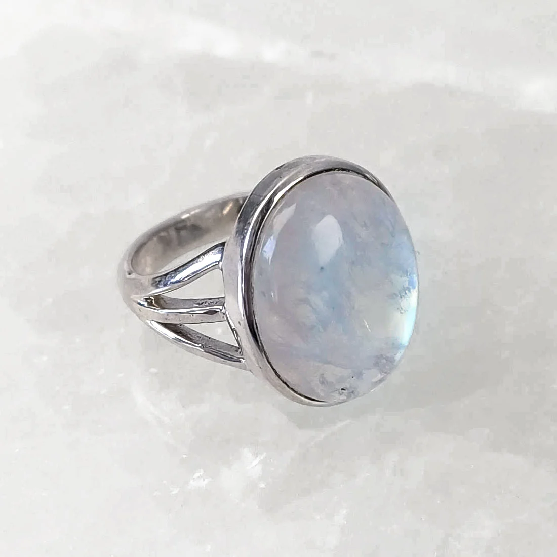 Rainbow Moonstone Ring – 925 Sterling Silver