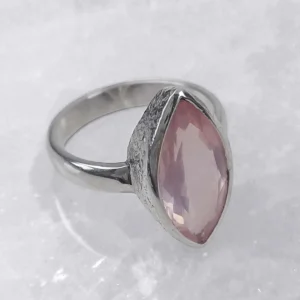 Rose Quartz Eye Shaped Ring – 925 Sterling Silver
