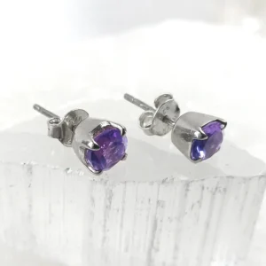 Amethyst stud earrings in 925 sterling silver with natural purple crystal