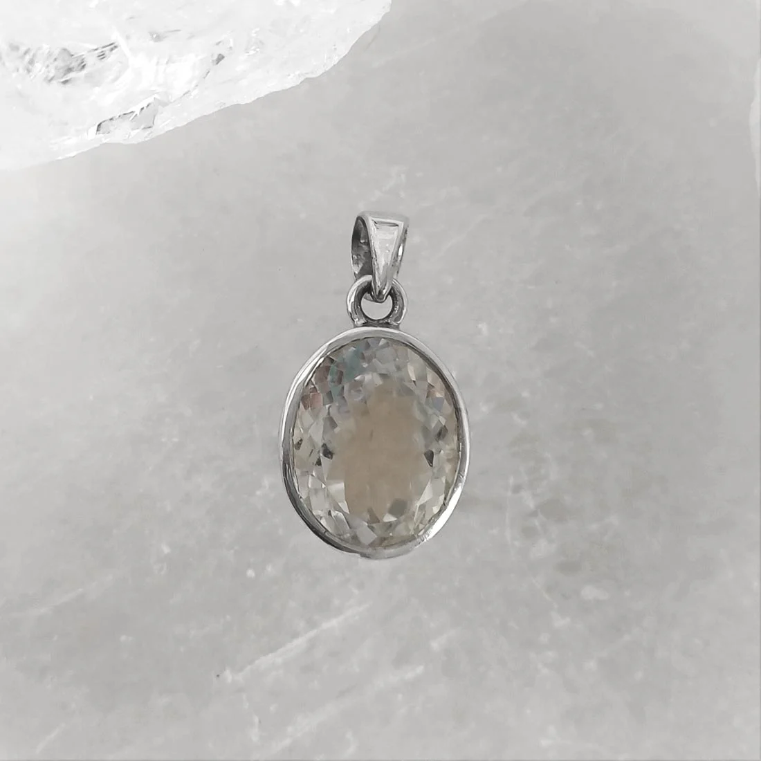 clear quartz oval pendant